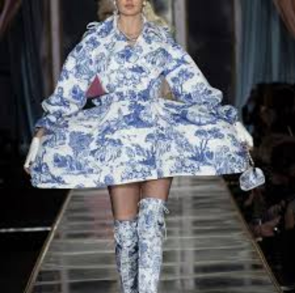 Moschino Blue Print Dress Coat - Picture 4 of 9